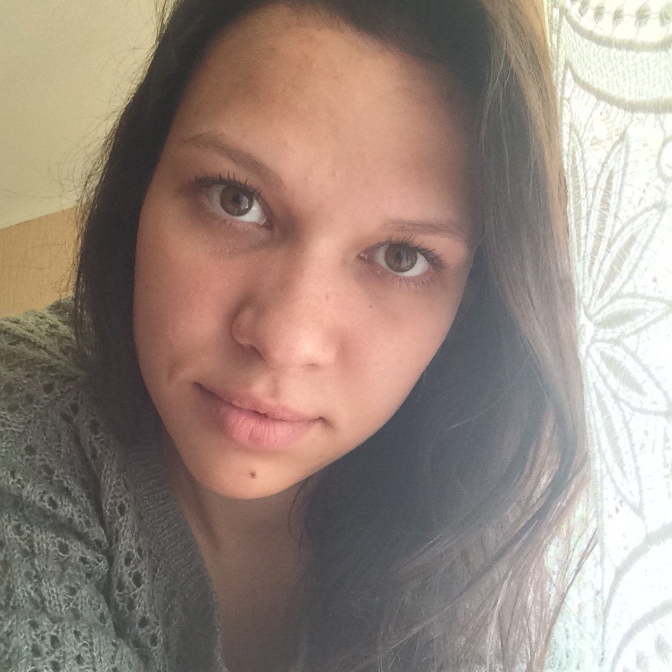 Анна Новоселова