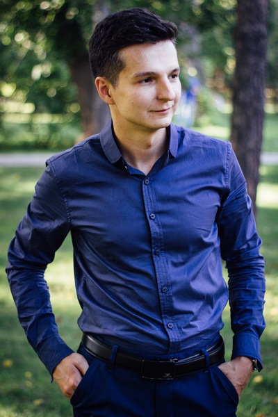 Артур Саяхов